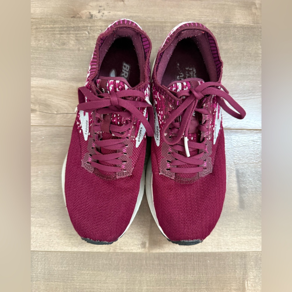 Brooks Ricochet DNA Tennis‎ Shoe Sneaker Energize Neutral Women's 7 Burgundy - Picture 4 of 11